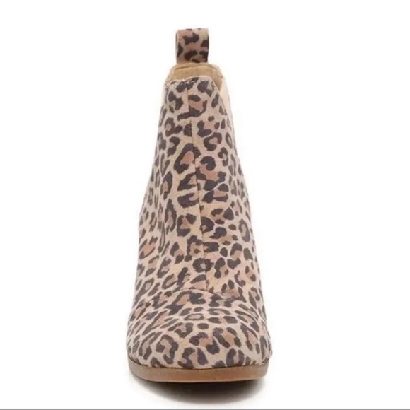 (NWT) TOMS Kelsey Wedge Leopard Print Bootie - Picture 3 of 12
